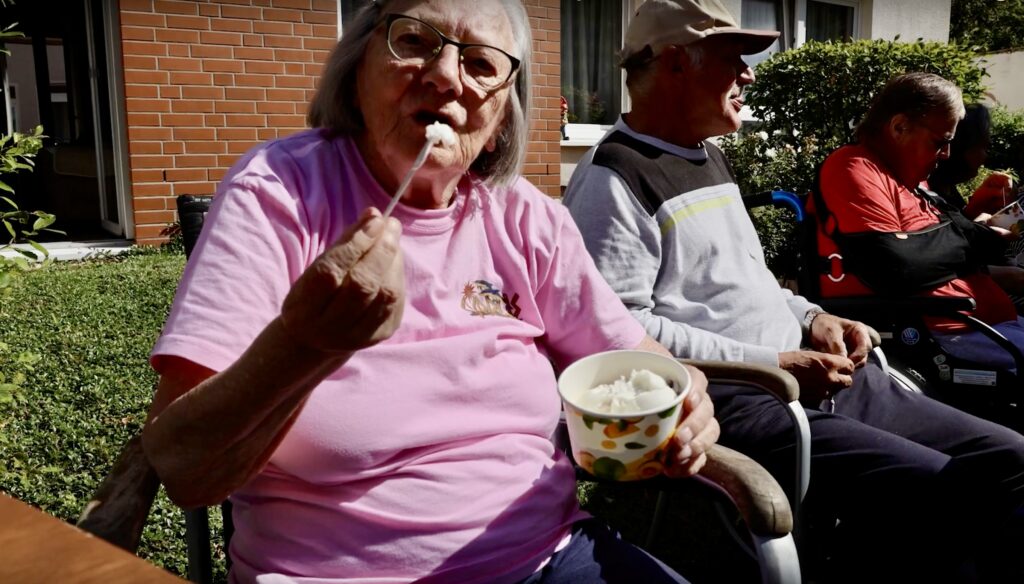 Die BringLiesel Eis-Aktion im Azurit Pflegeheim Kyritz